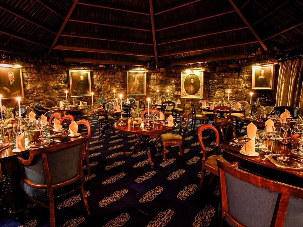 Champany Inn Линлитгоу Екстериор снимка